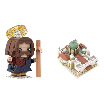 Figura de Jesus em blocos de montar ao lado da maquete da cidade santa, 347 peças, fundo branco